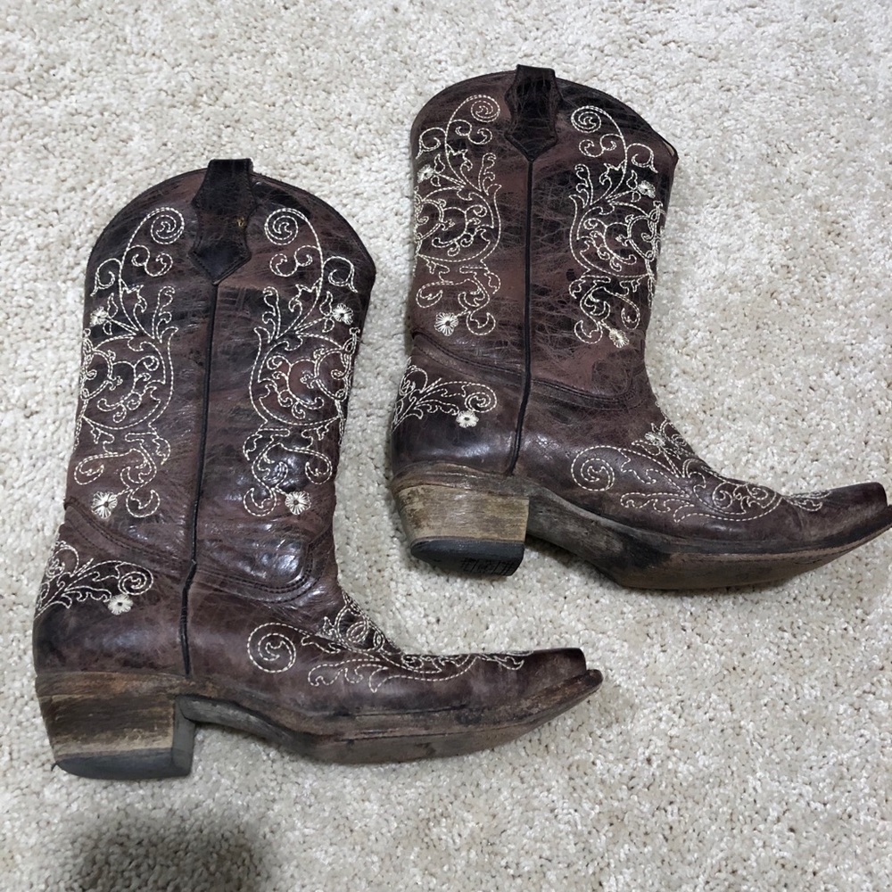 Corral cowboy boots